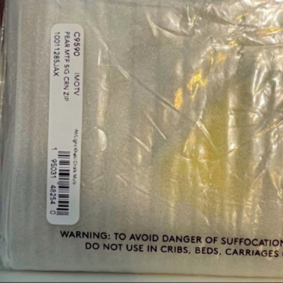 COACH Zippered Wristlet in Signature Canvas with a Decorative Pear 🍐 NWT - Picture 4 of 4